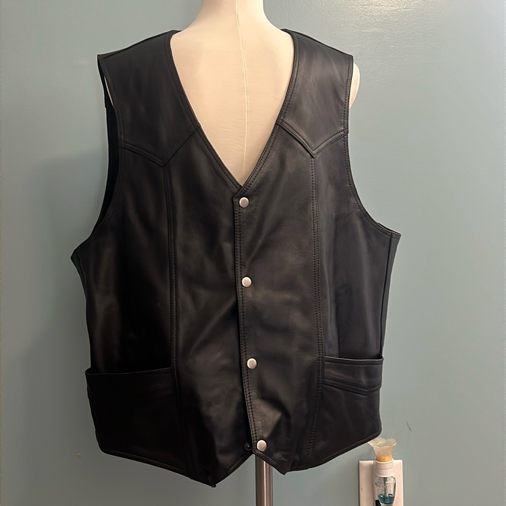 A&H Apparel Black Leather Vest with Snap Buttons 3 XL